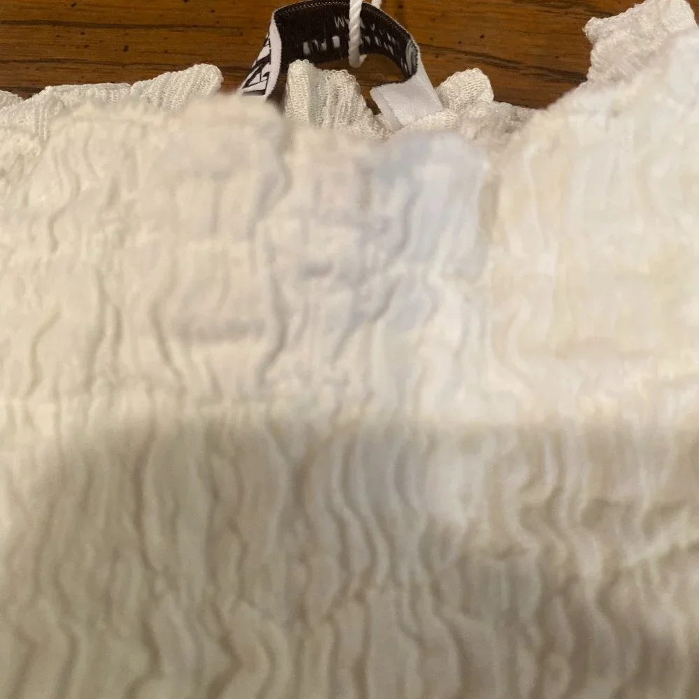 NWT Women's Zara White Short Sleeve Shirt Size Small